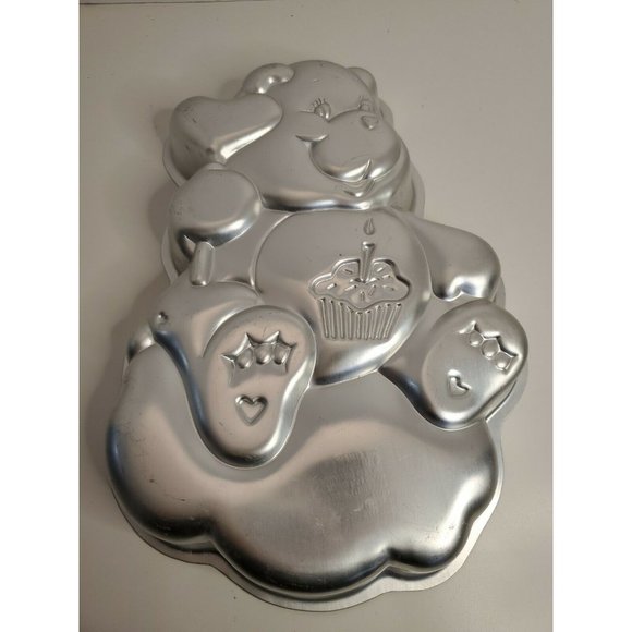 Wilton Cake Pan Care Birthday Bear With Cupcake #2105-1793 Dated 1983 #502-3738